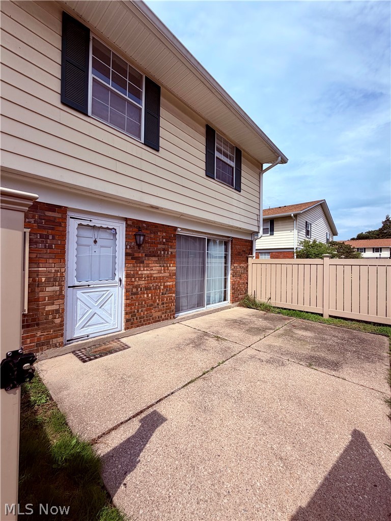 7970 Mentor Avenue I-05 Property Photo 1