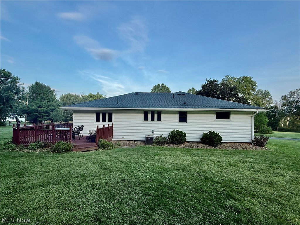 4205 Marks Avenue Property Photo 4
