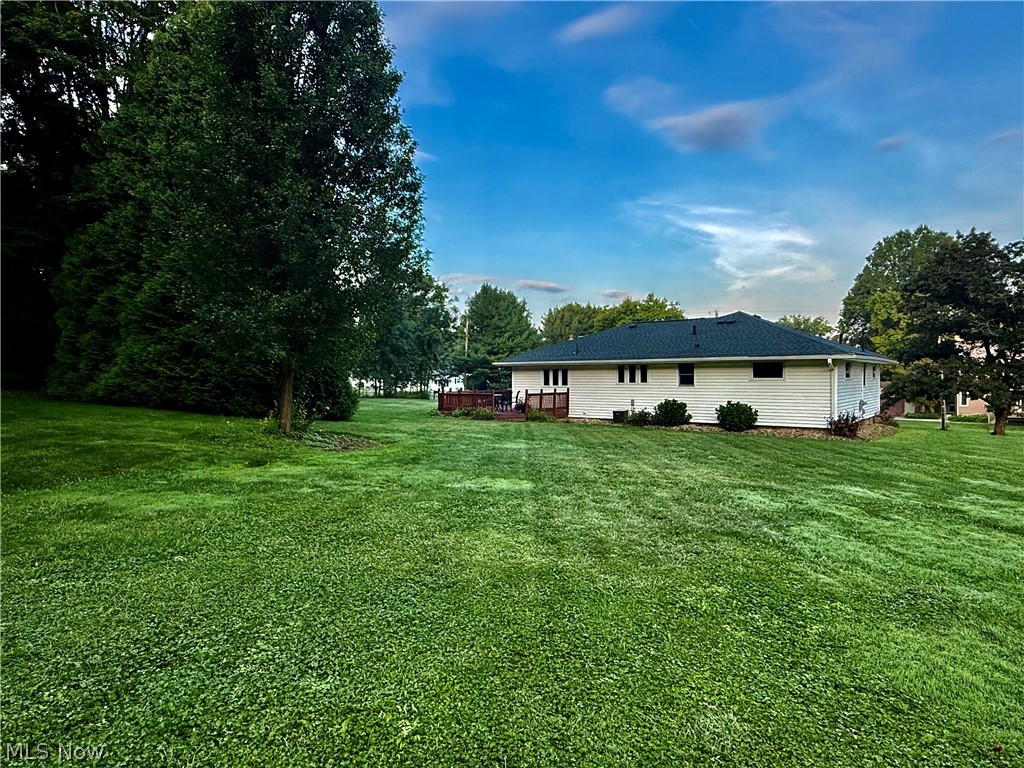 4205 Marks Avenue Property Photo 5