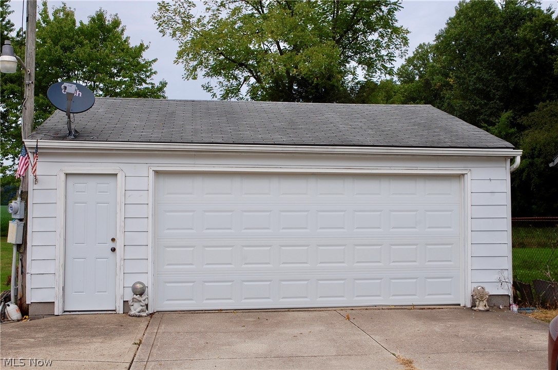 4992 Doylestown Road Property Photo 4