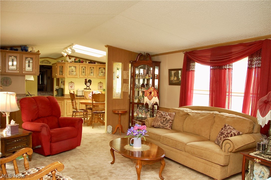 4992 Doylestown Road Property Photo 9