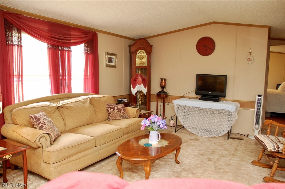 4992 Doylestown Road Property Photo 10