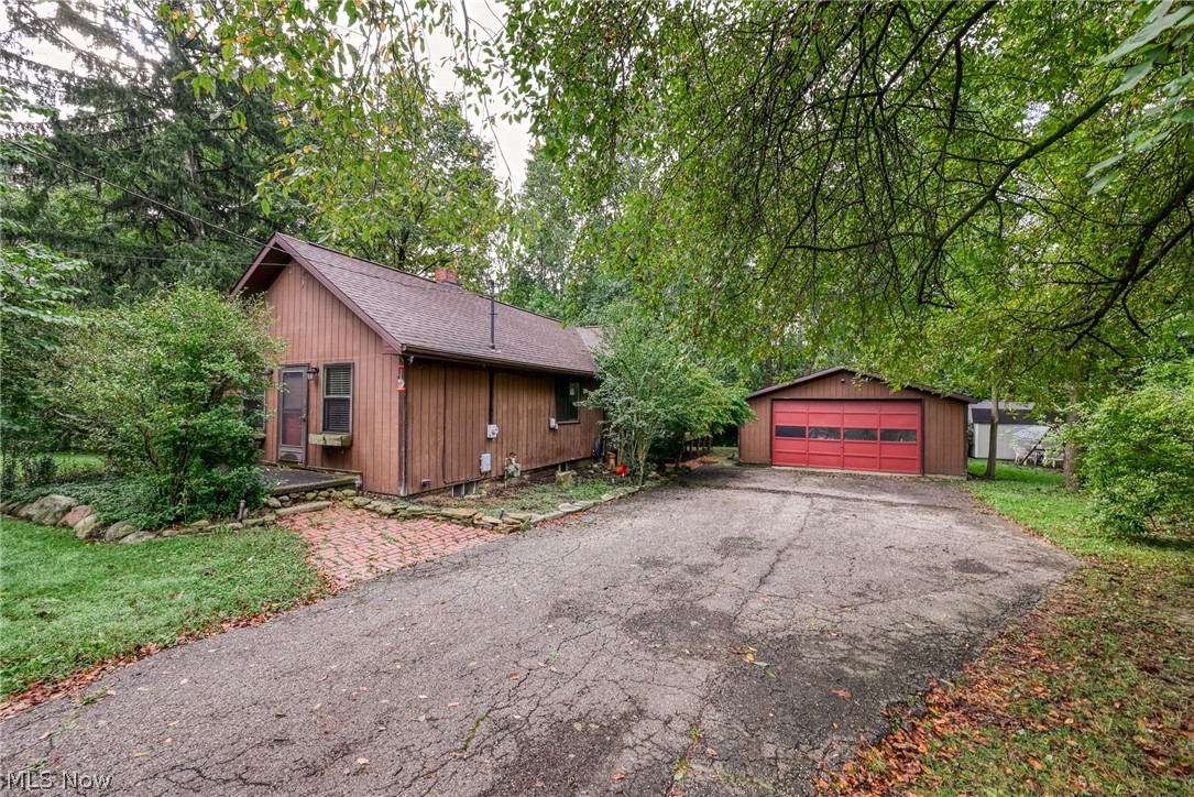 1248 Munroe Falls Kent Road Property Photo 1
