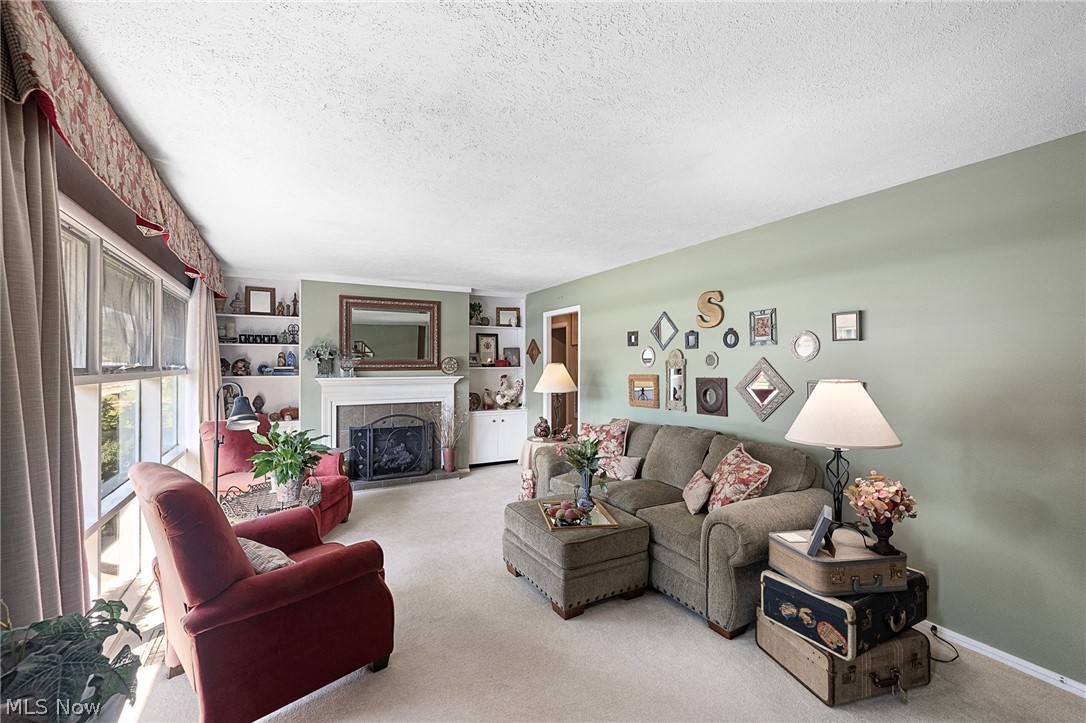 360 Pattie Drive Property Photo 3
