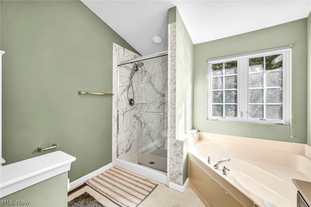 5157 Shillings Way Property Photo 18
