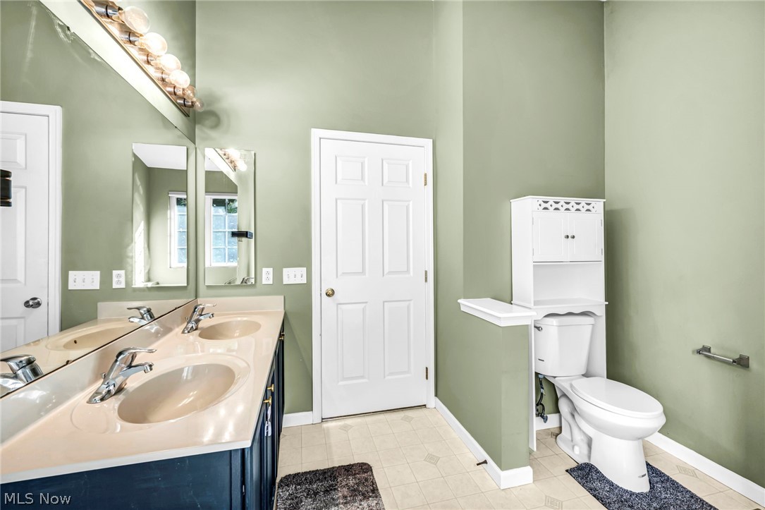 5157 Shillings Way Property Photo 19