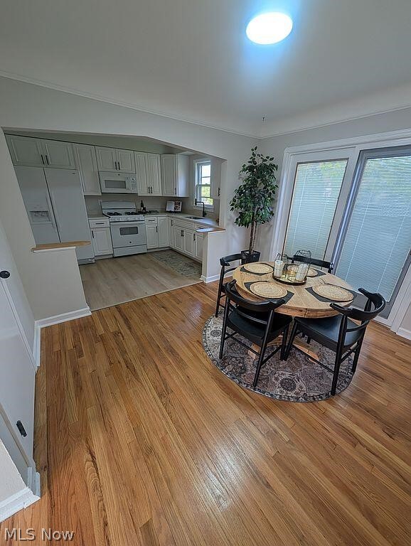 5860 Pearl Road Property Photo 7