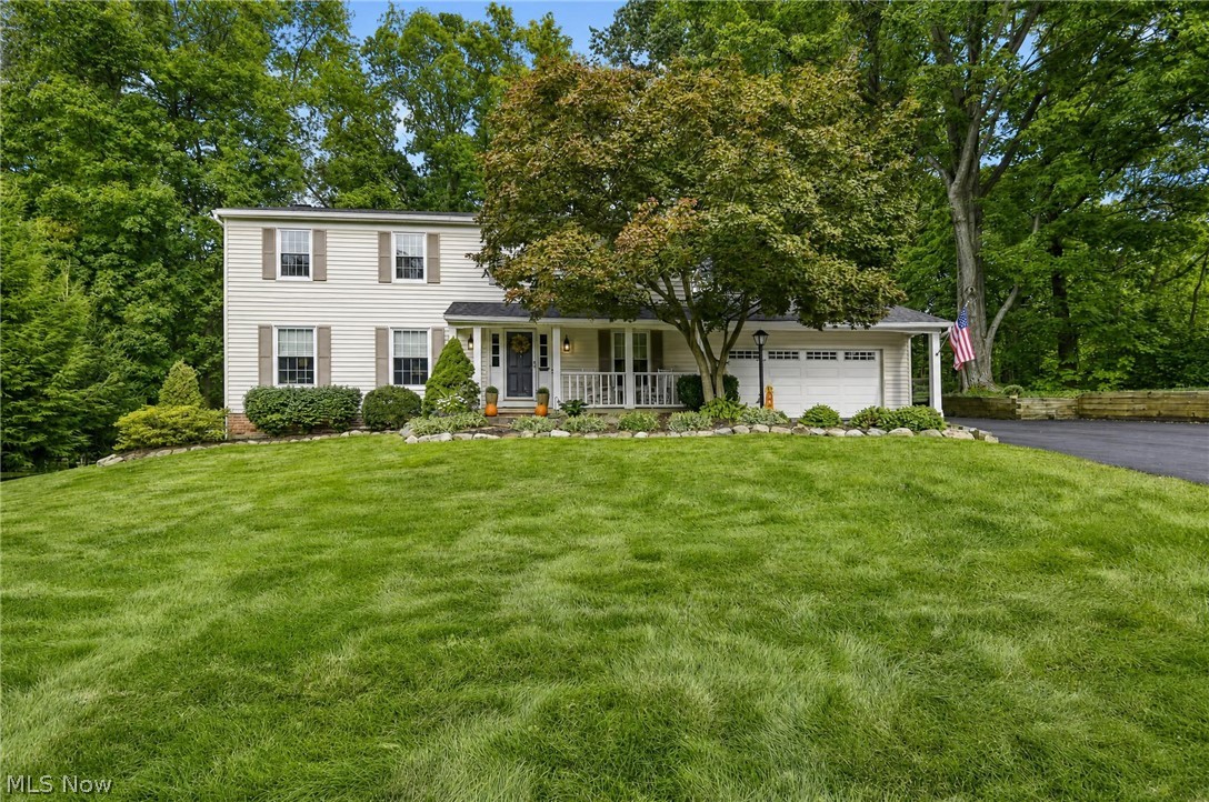 7693 Oakridge Drive Property Photo 1