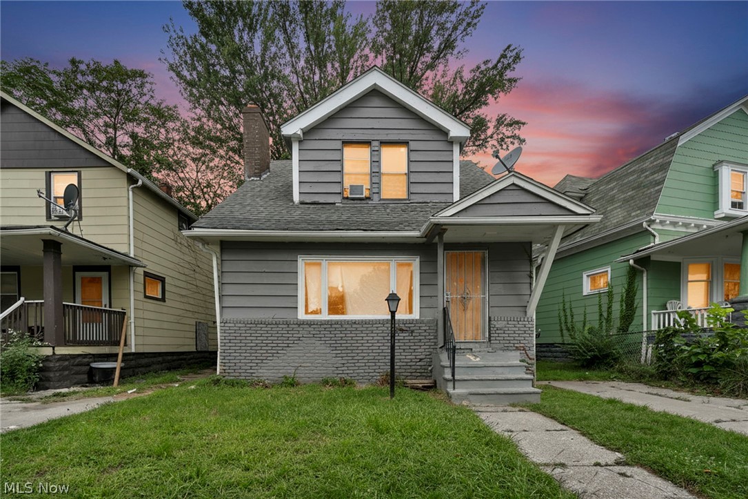 12811 Bartfield Avenue Property Photo 1