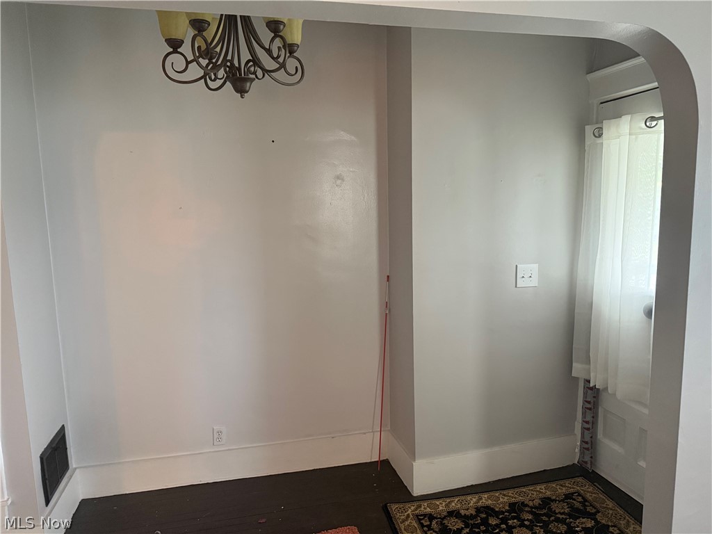 117 Gilbert Avenue Property Photo 6
