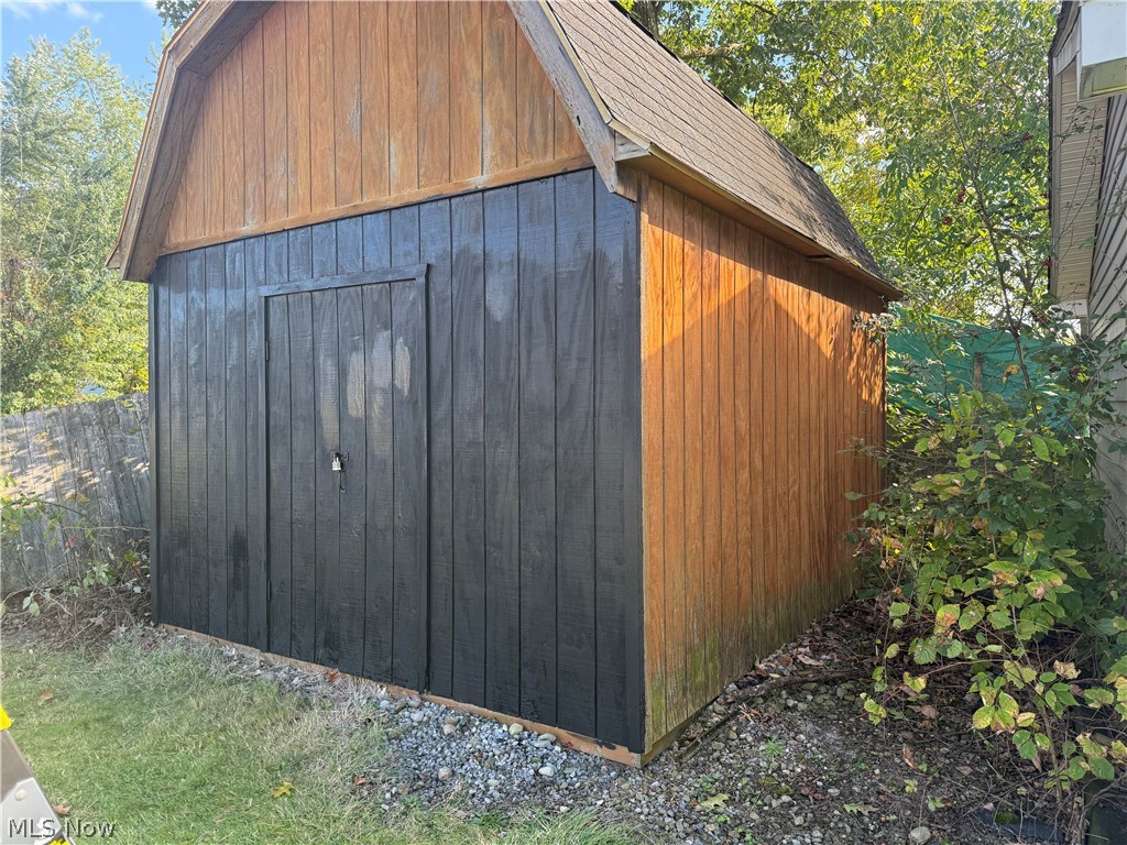 117 Gilbert Avenue Property Photo 45