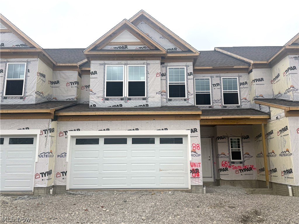 652 South Port Property Photo 1