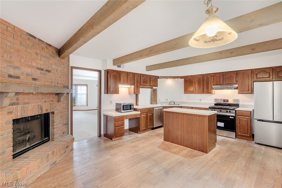 200 Talsman Drive C Property Photo 14