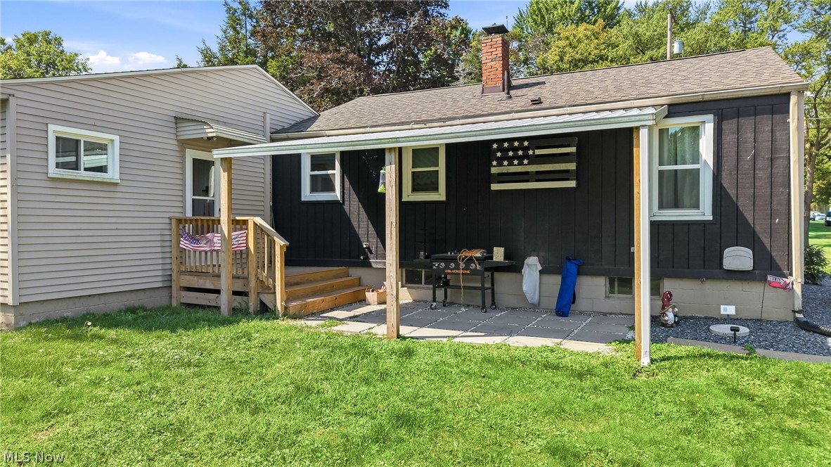 927 Warner Road Se Property Photo 8