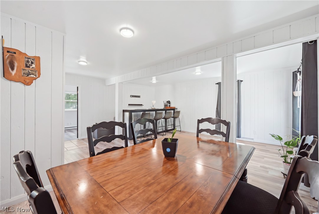 927 Warner Road Se Property Photo 13