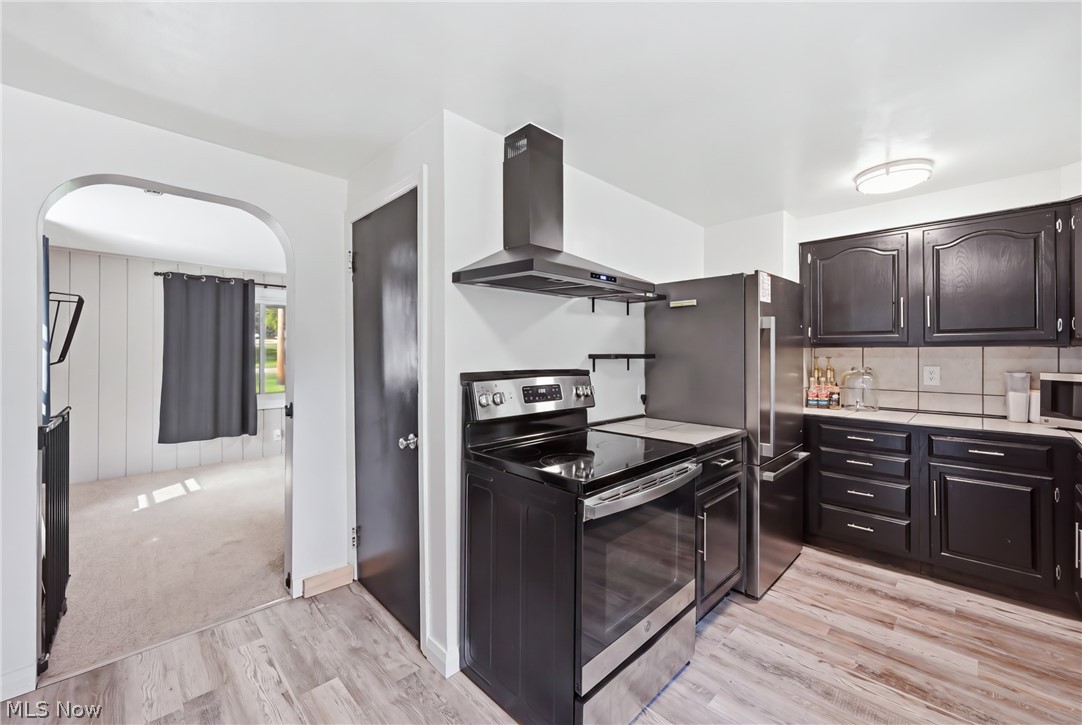 927 Warner Road Se Property Photo 15