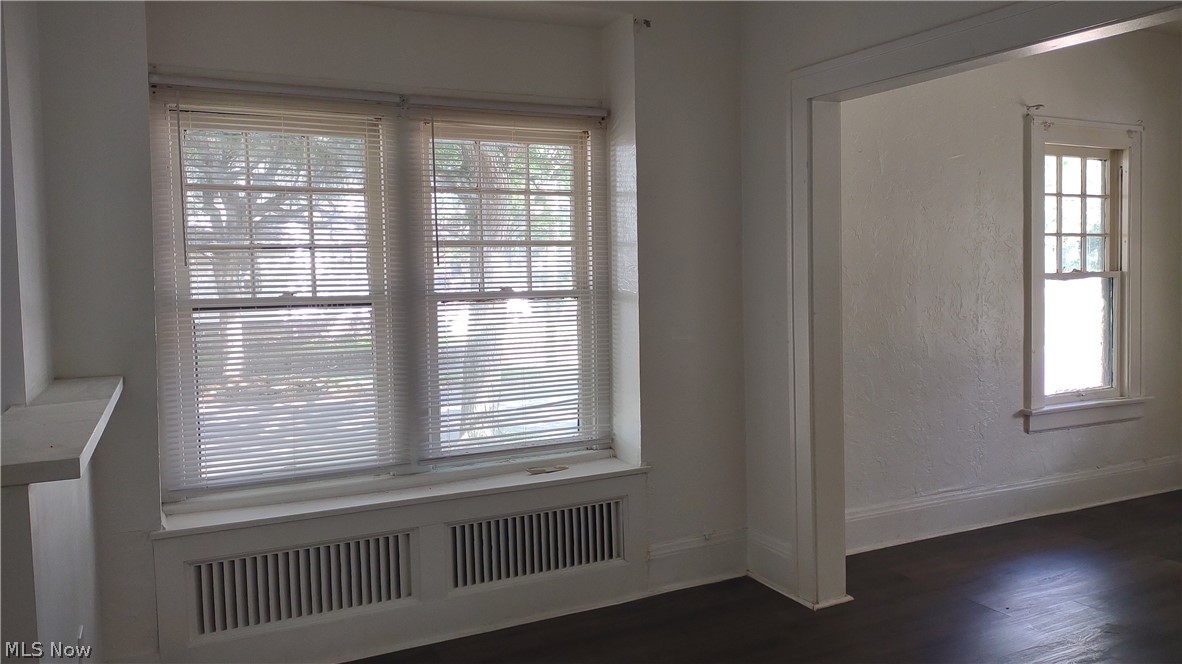 69 W Dalton Street Property Photo 3
