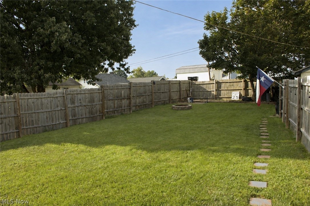 821 Caldwell Street Property Photo 15