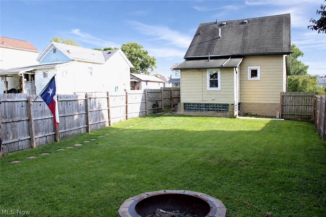 821 Caldwell Street Property Photo 16