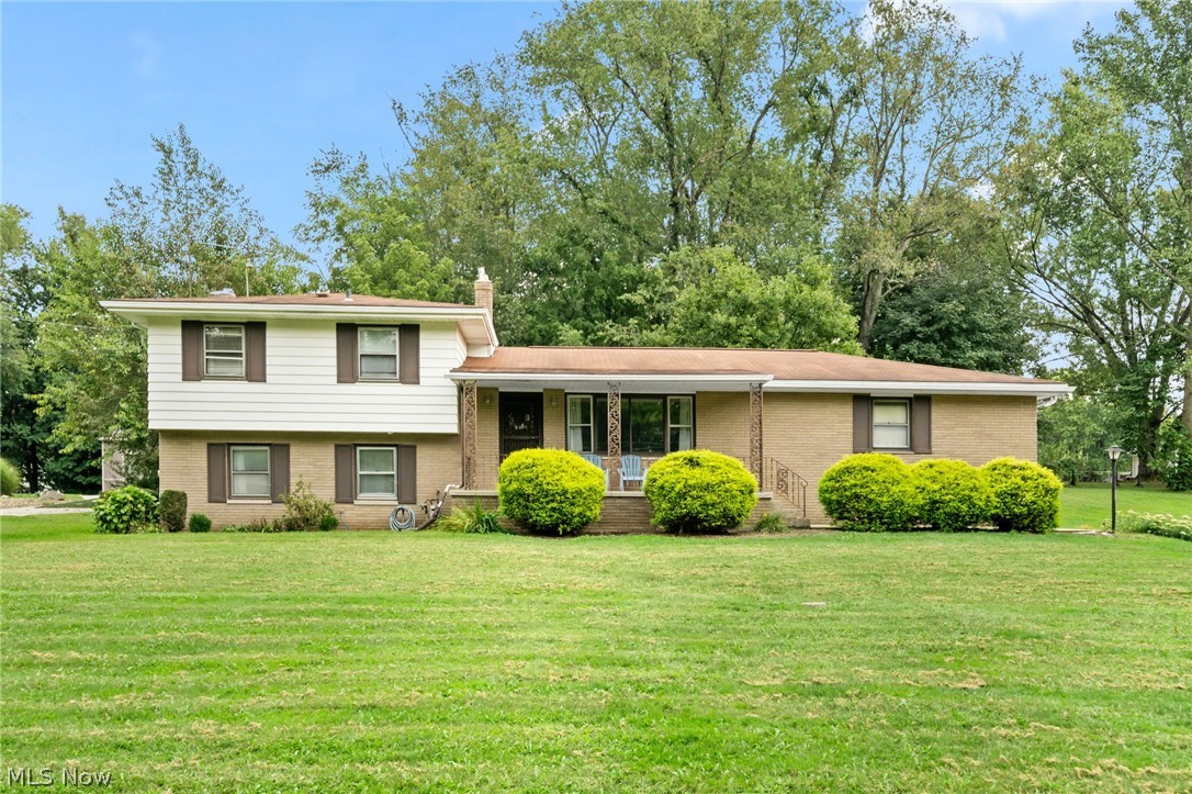 2591 Woodview Road