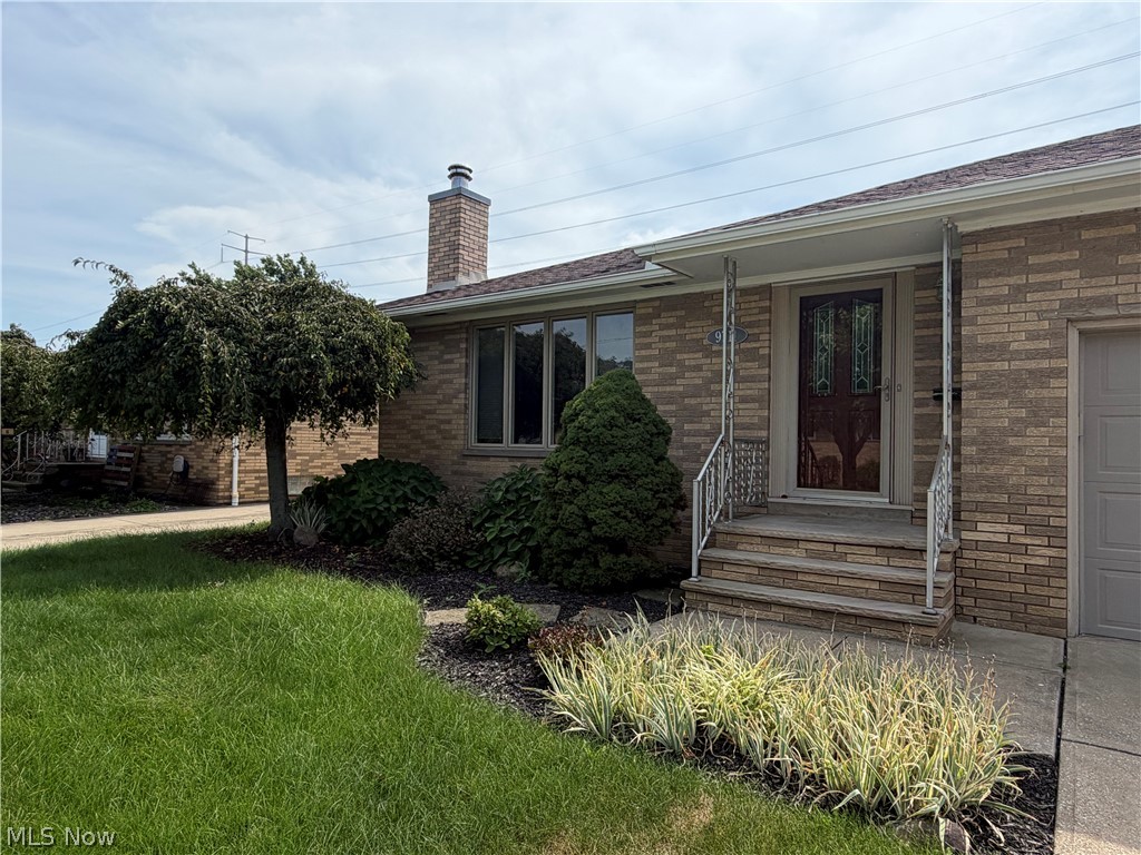 9711 Idlewood Drive Property Photo 3