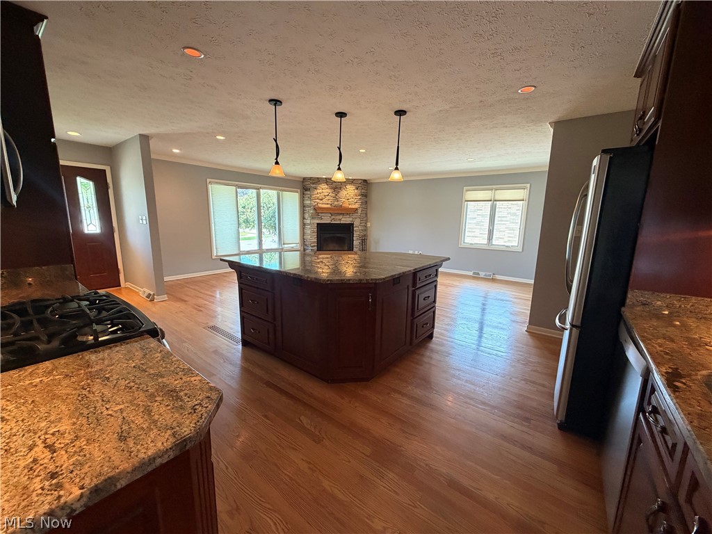 9711 Idlewood Drive Property Photo 12