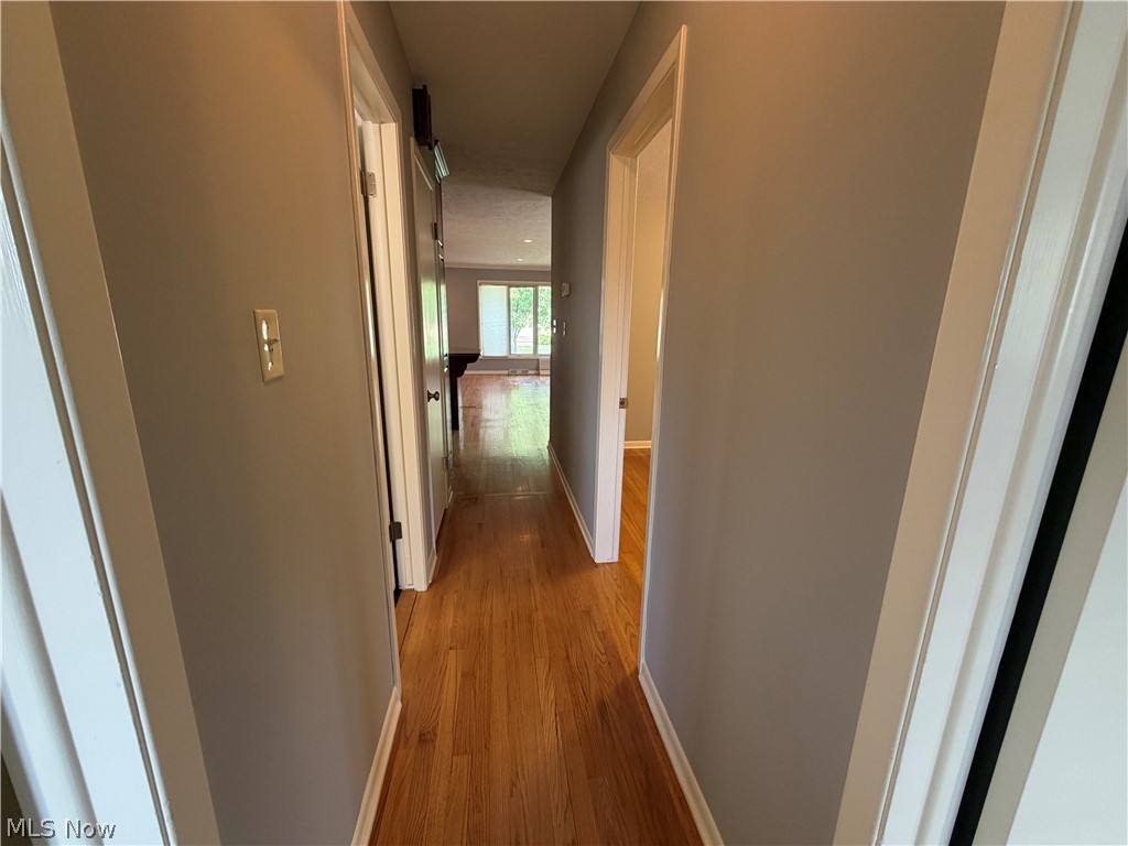 9711 Idlewood Drive Property Photo 21