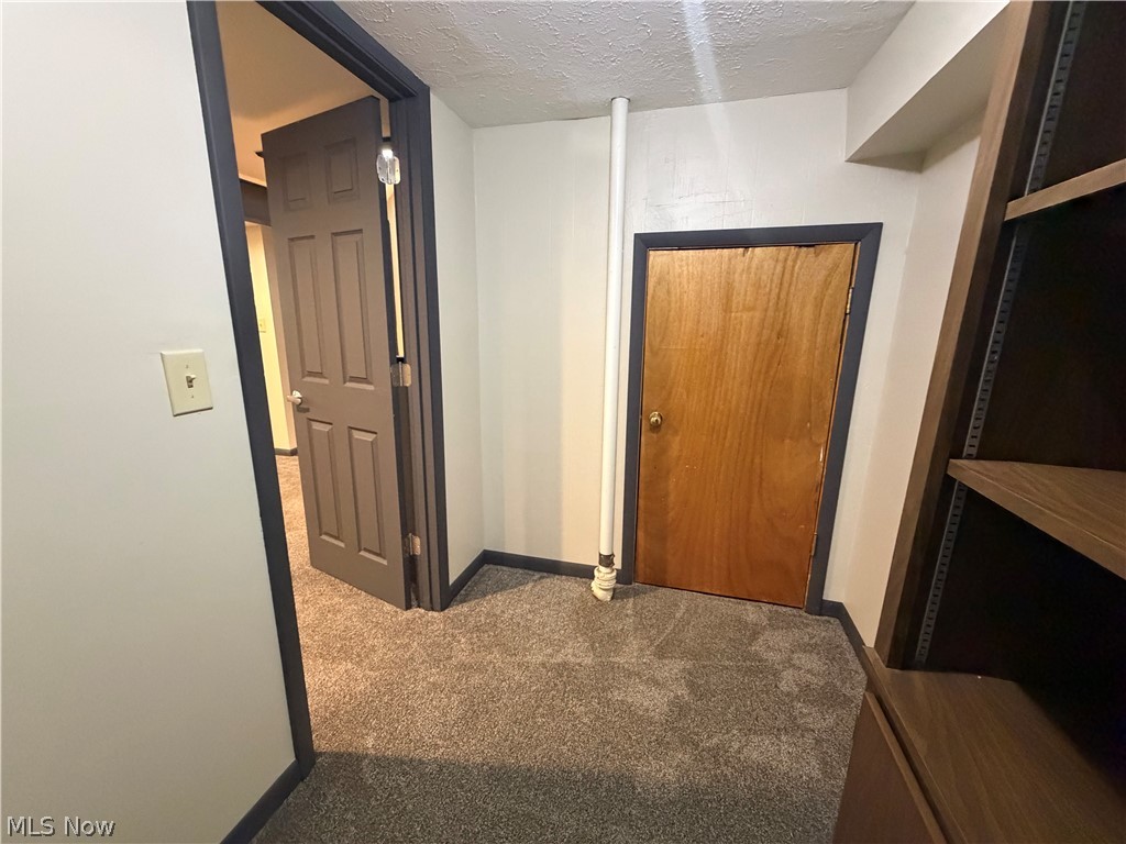 9711 Idlewood Drive Property Photo 39