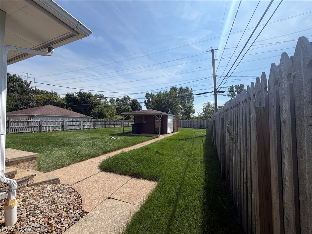 9711 Idlewood Drive Property Photo 42