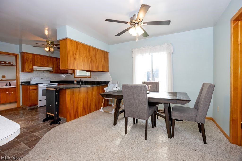 2437 Graustark Path Property Photo 6