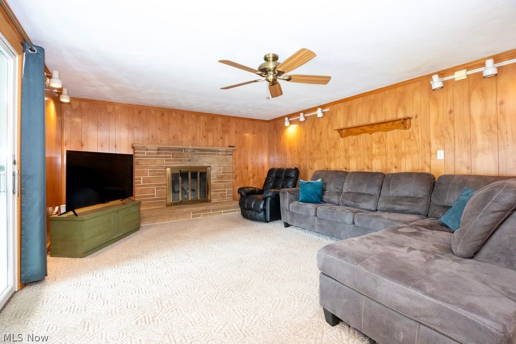 2437 Graustark Path Property Photo 17