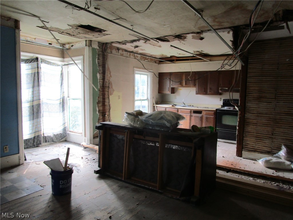 169 W Main Street Property Photo 8