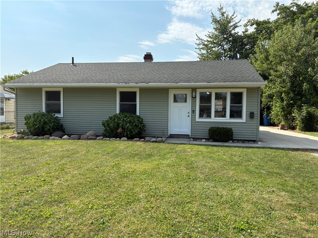 912 East Drive