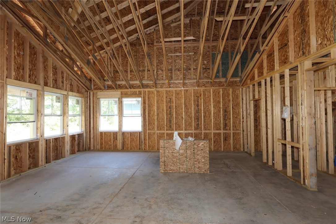 293 N Lighthouse Oval Property Photo 4