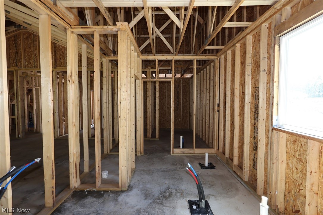 293 N Lighthouse Oval Property Photo 6