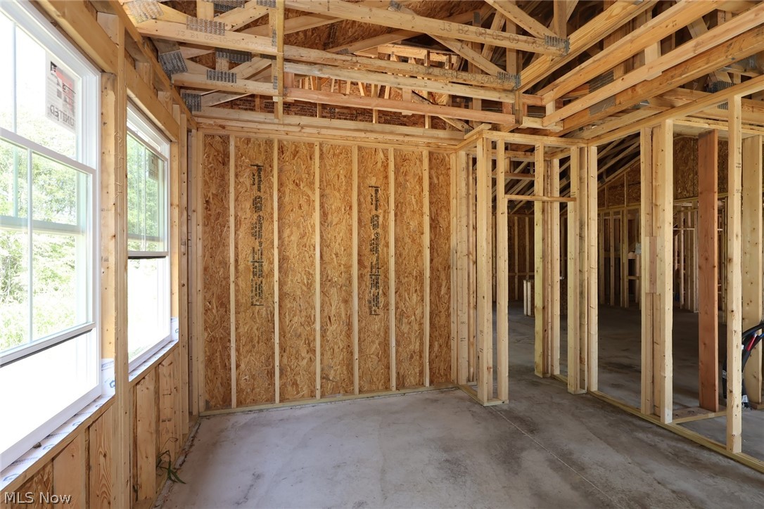 293 N Lighthouse Oval Property Photo 7