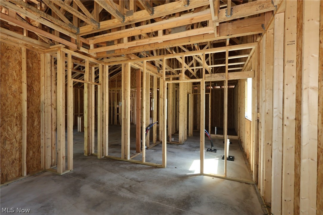 293 N Lighthouse Oval Property Photo 8