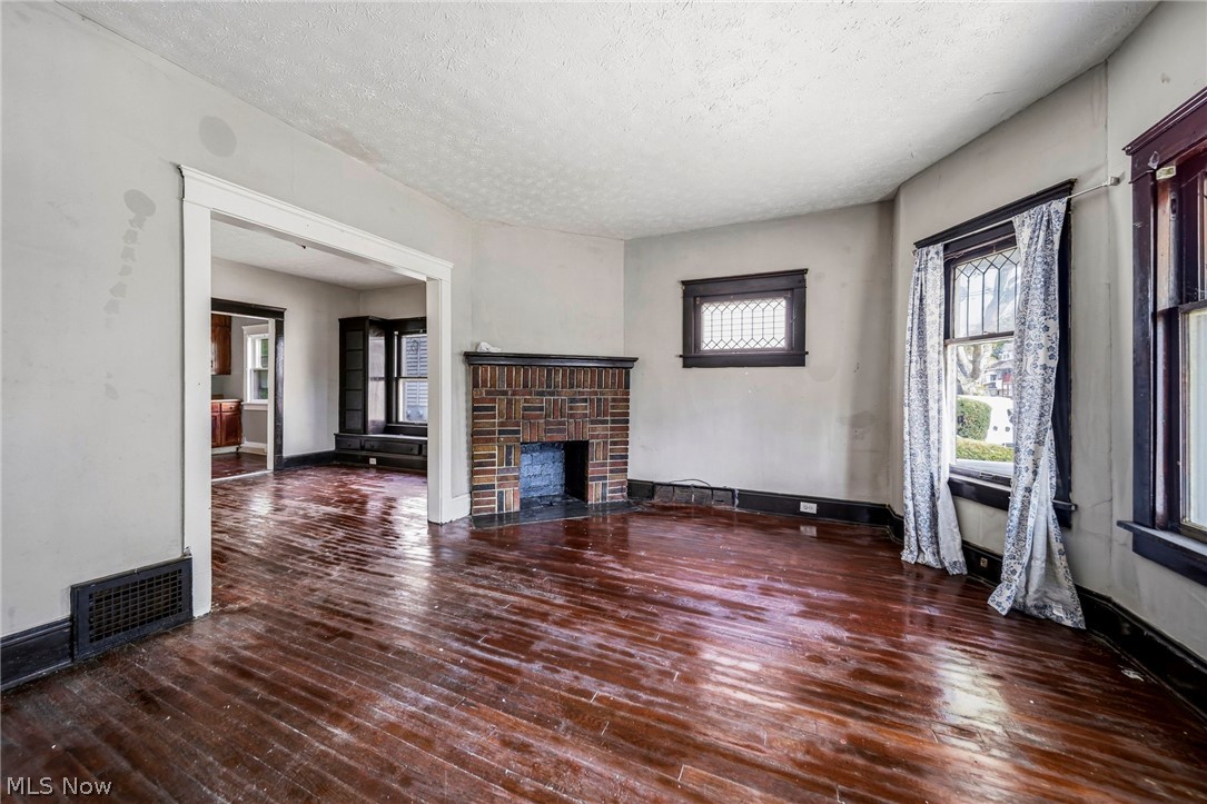 406 E 148th Street Property Photo 5