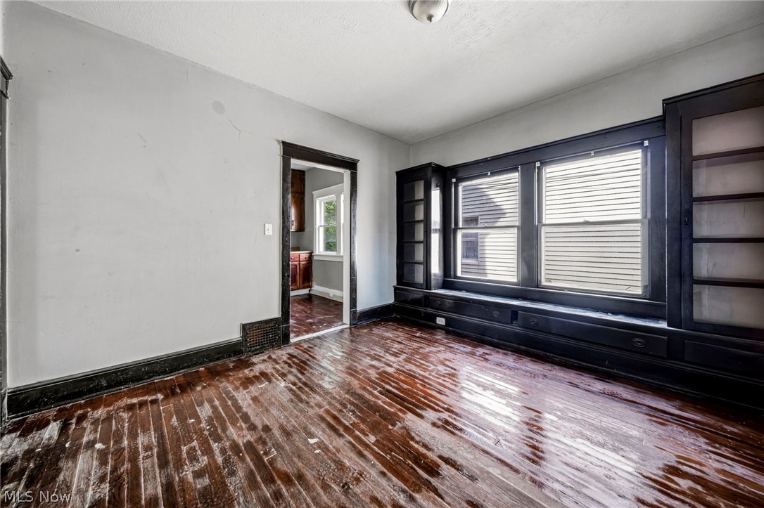 406 E 148th Street Property Photo 8