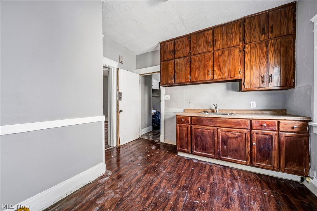 406 E 148th Street Property Photo 10