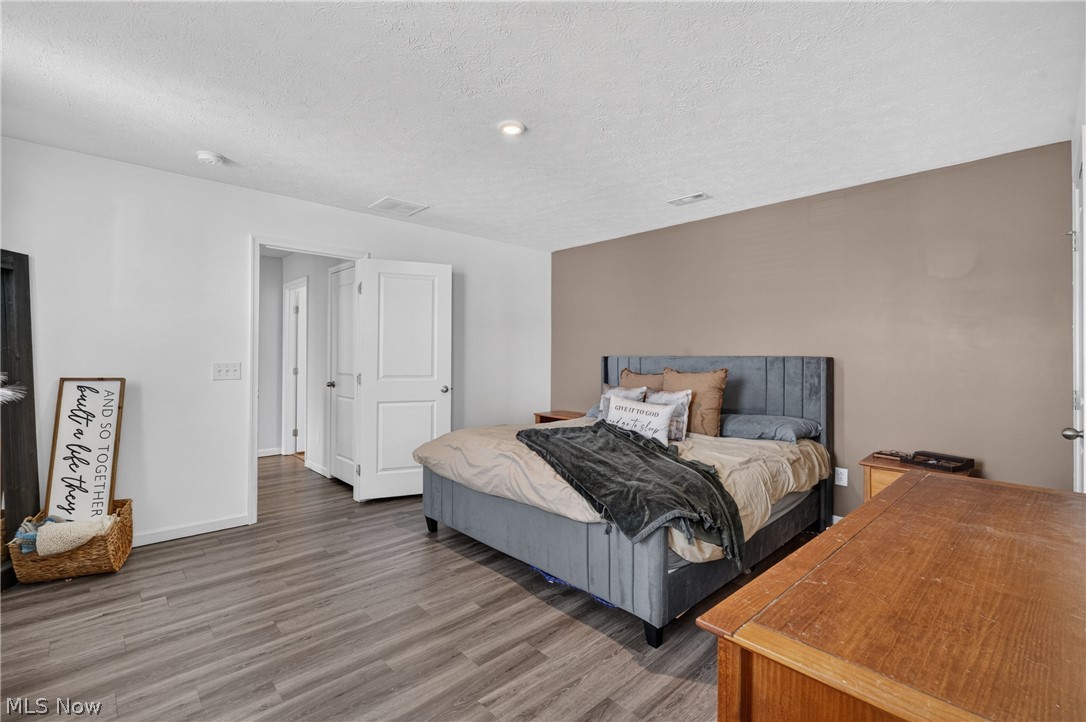 2614 Bishop Oval Property Photo 10