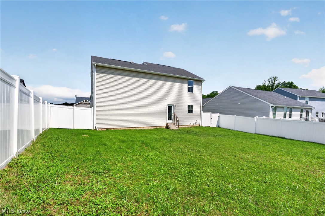 2614 Bishop Oval Property Photo 23