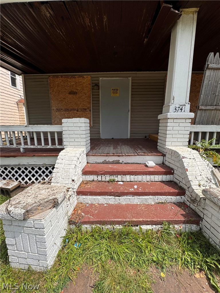 3741 E 71st Street Property Photo 2