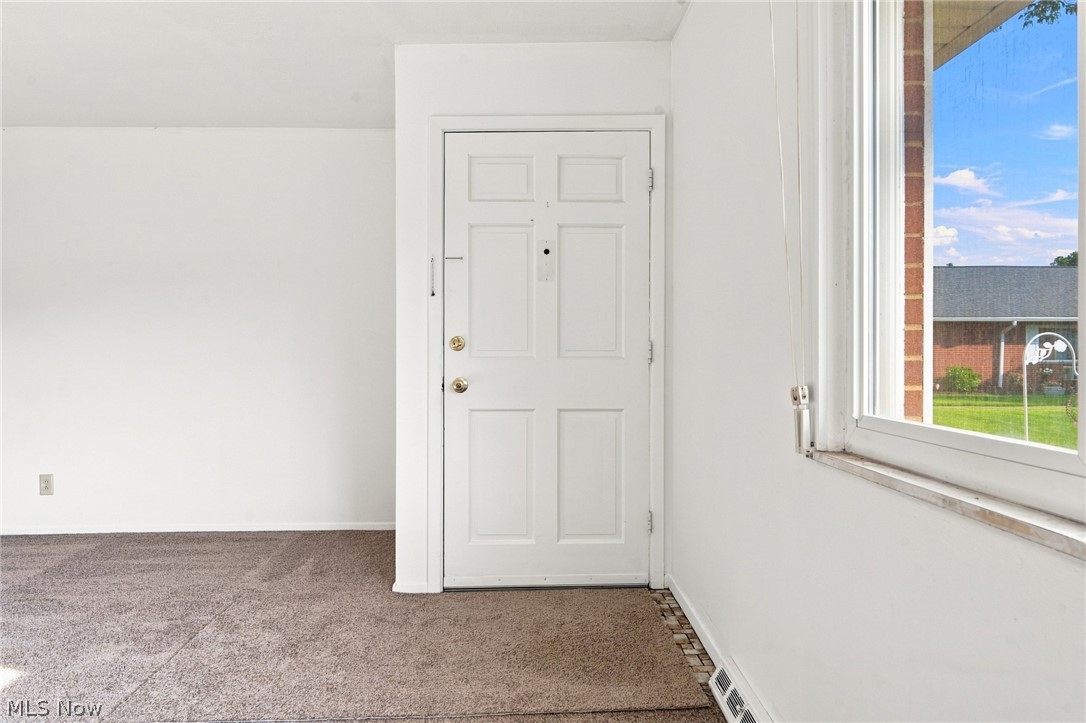 5651 Broadview Road B5 Property Photo 7