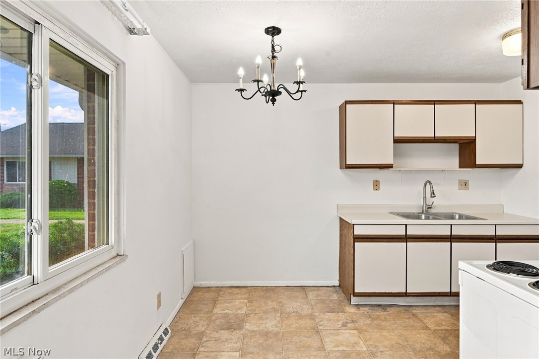 5651 Broadview Road B5 Property Photo 14