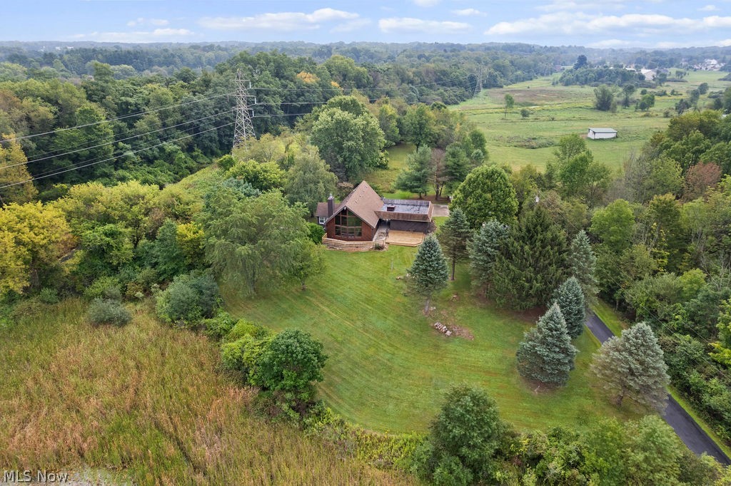 7734 Seasons Road Property Photo 4