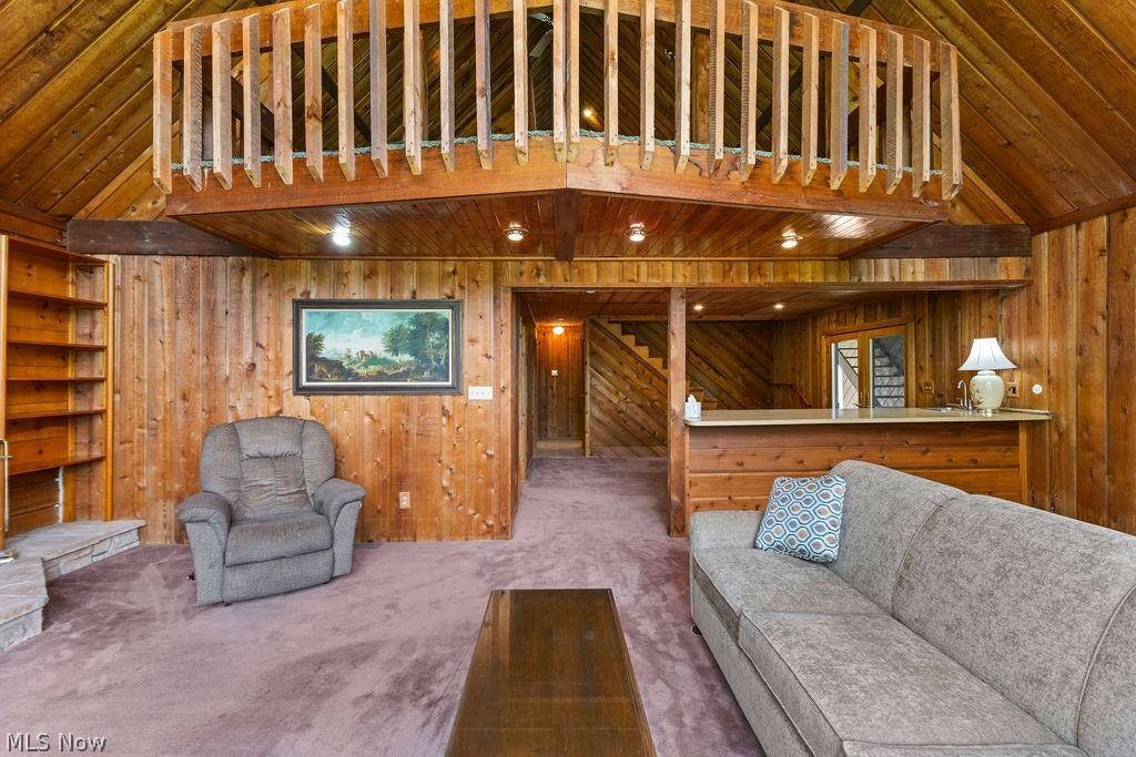 7734 Seasons Road Property Photo 6