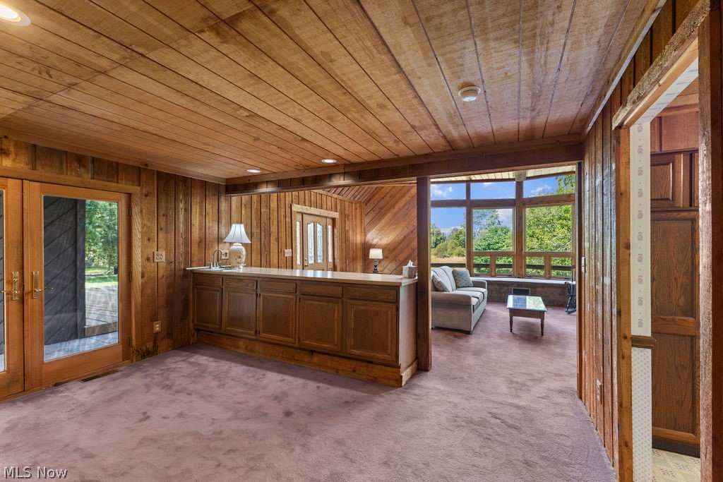 7734 Seasons Road Property Photo 11