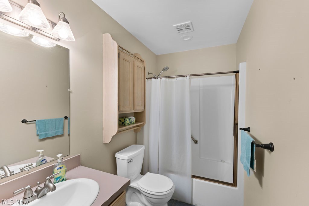 7734 Seasons Road Property Photo 24