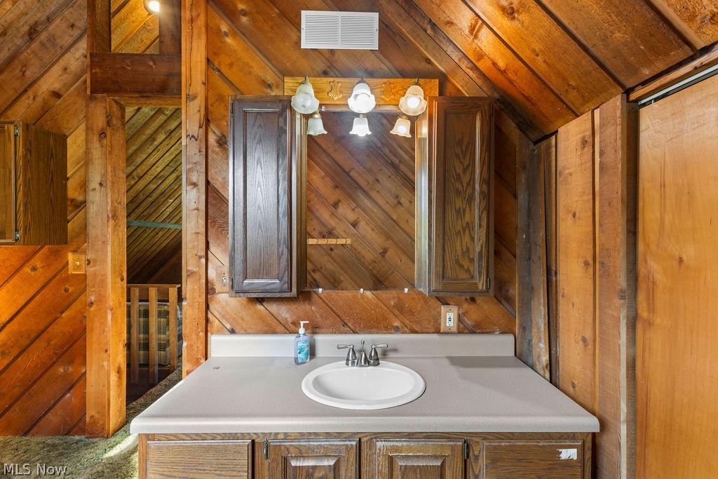 7734 Seasons Road Property Photo 30